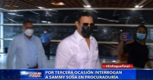 Por tercera ocasión interrogan a Sammy Sosa en Procuraduría