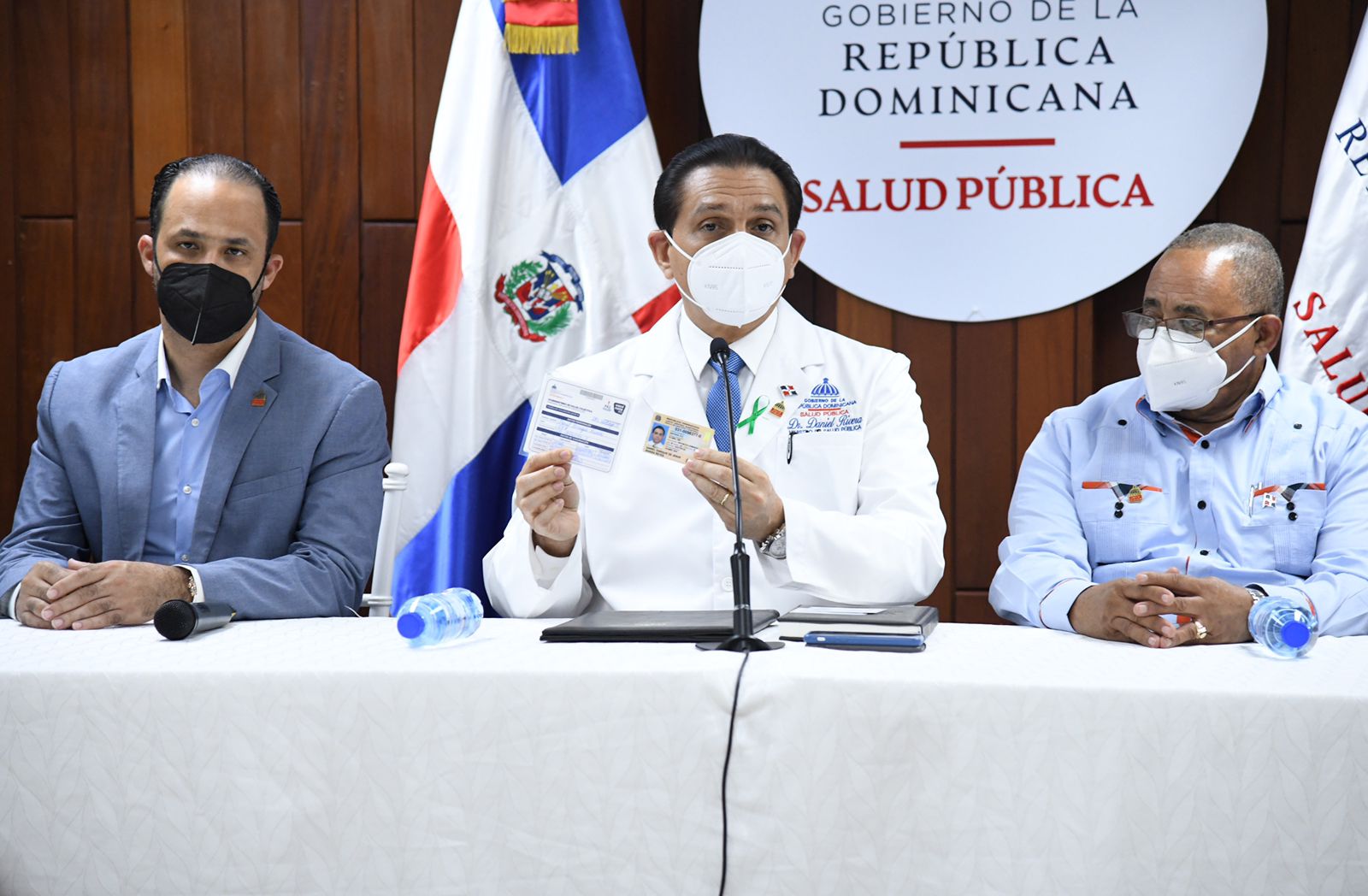 MSP redoblará vigilancia en comercios que no pidan tarjetas de vacunas