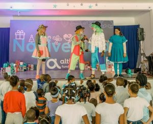 Fundación Altice celebra Navivelada con niños y niñas de SPM