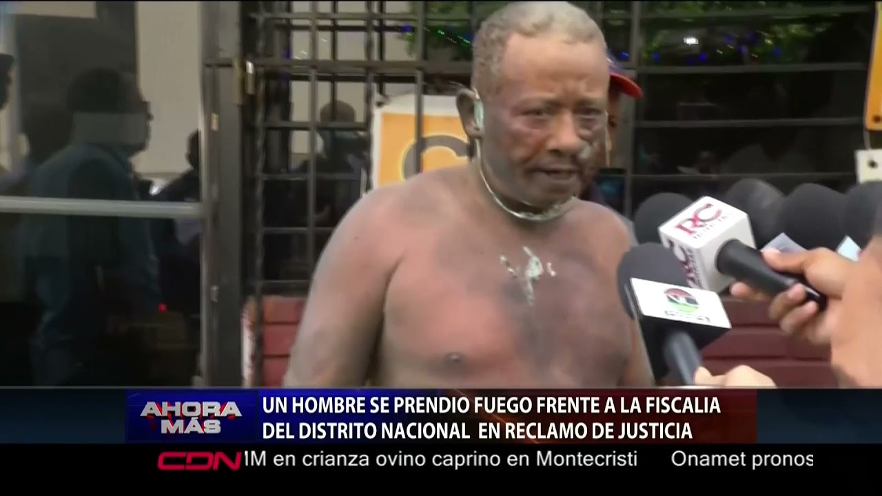 Hombre se prende fuego frente a fiscalia del D.N. reclama justicia