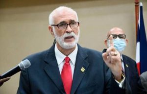 Antonio Acosta no teme a denuncias y filtraciones de documentos