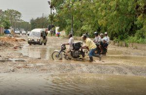 Genera respaldo y rechazo intervención carretera Manoguayabo 