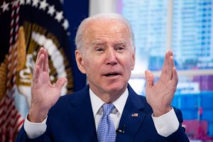 Biden llama a Boric y califica las elecciones en Chile como un ejemplo