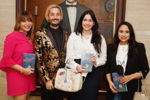 El gestor cultural y escritor, Manuelle Del Mónaco-Piñeyro, puso en circulación su libro “El manuscrito”, en el que presenta un recuento de sus viajes