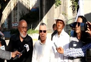 Manuel Jiménez inicia trabajos de construcción del “Bar de Chencha”