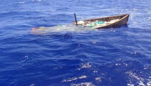 En Boca de Yuma, Higüey, una embarcación habría zozobrado en alta mar con presuntamente 19 personas que viajan ilegales a Puerto Rico