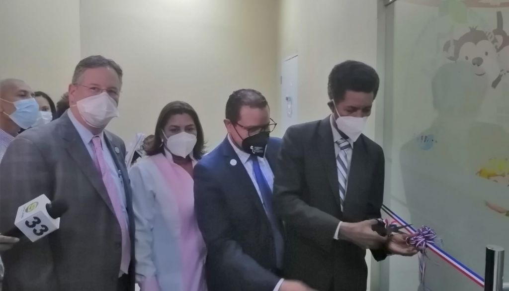 Inauguran Clínica Colorrectal en el Hospital Robert Reid Cabral