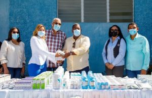 Entregan más de 38 millones de pesos en medicamentos en Nagua