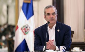 Abinader instruye cambiar resolución limita cobertura de prueba PCR