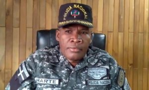PN suspende a coronel Palavé acusado de extraer arena de las Dunas 