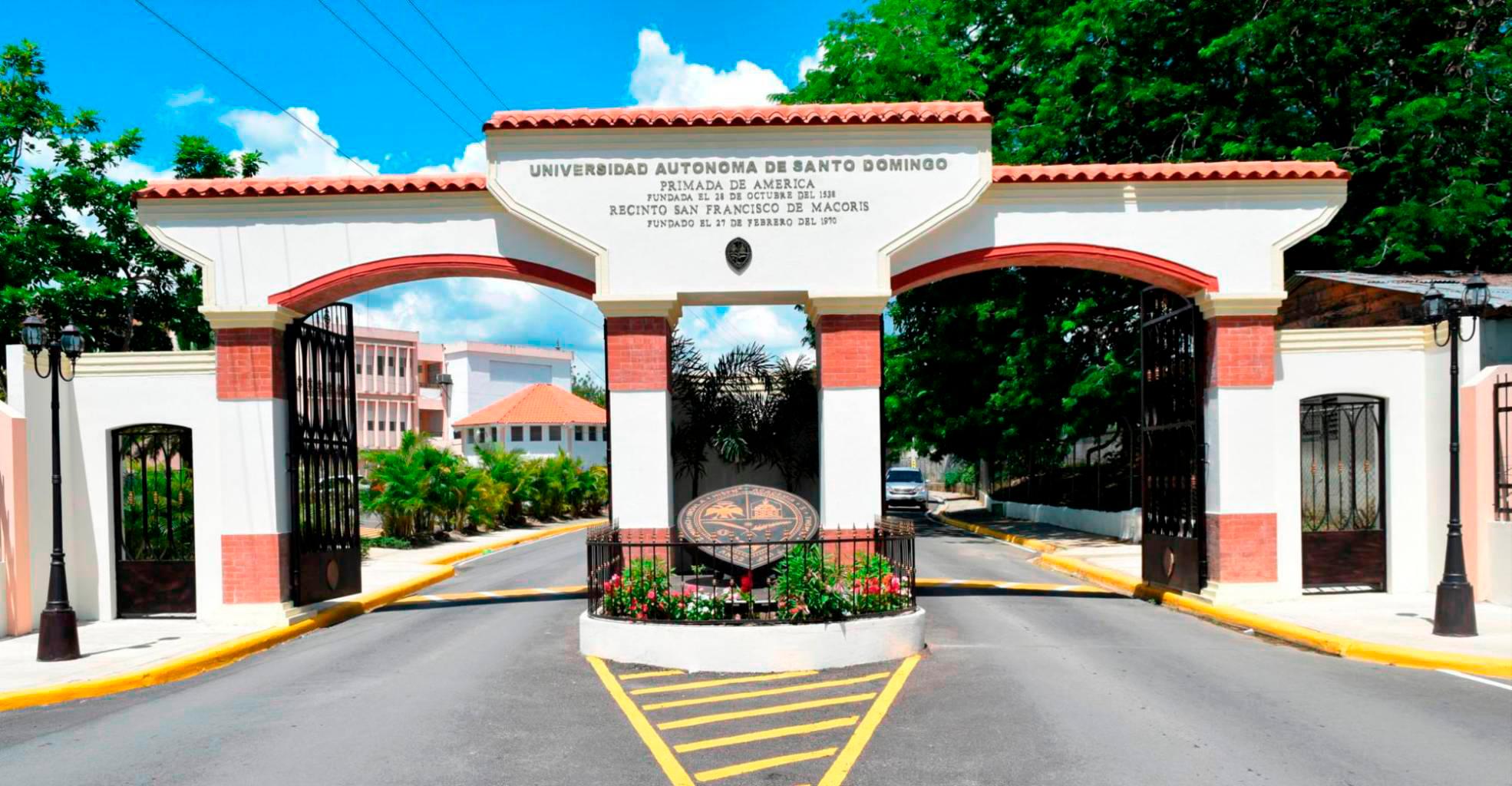 Estudiantes de medicina de la UASD denuncian se niega derecho a examen