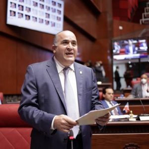 Senador Alexis Victoria 