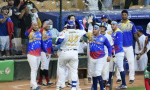 Venezuela blanquea 5-0 a México en la Serie del Caribe