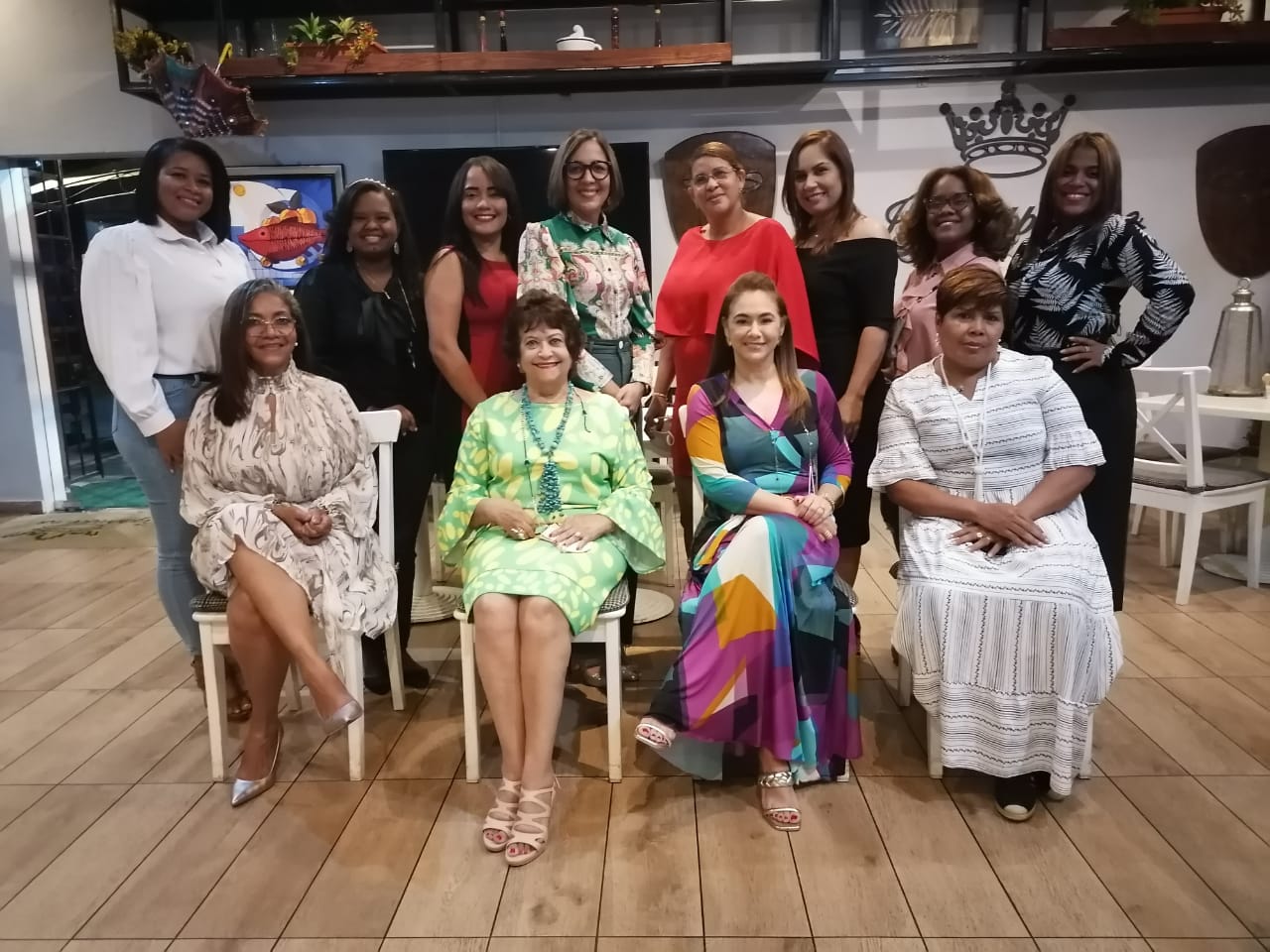 Fundación “Princesas del Siglo 21” realiza primer encuentro del 2022