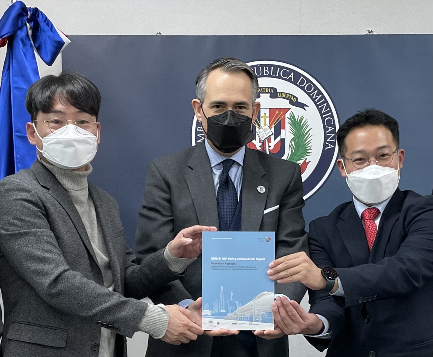 Corea propone ‘hoja de ruta’ para fortalecer zonas francas RD