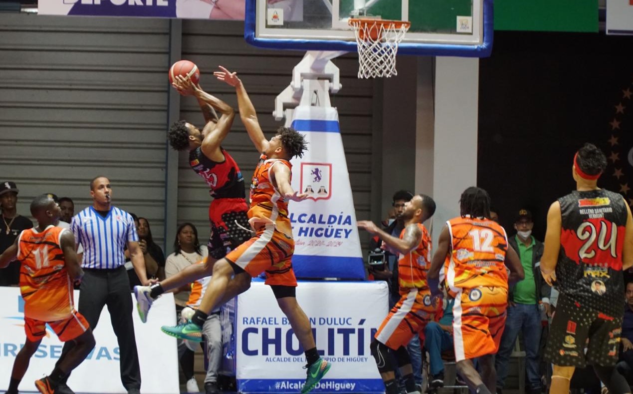 https://cdn.com.do/deportes/deportes-nacionales/juramentan-comite-organizador-de-la-liga-de-baloncesto-oriental/