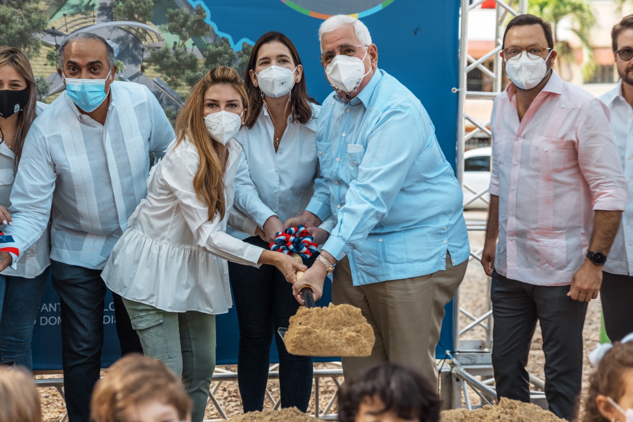 Alcaldía del Distrito y Grupo Mallén remozarán parque La Arboleda