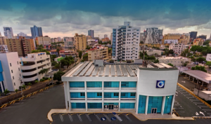 Banco Popular conmemora 10 años de su proyecto oficinas fotovoltaicas