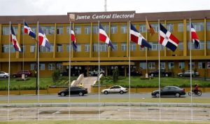  Pleno JCE declara fuera de tiempo el llamado a consulta del PLD