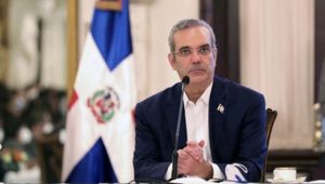 Dicen Abinader debe encarar en discurso del 27 alto costo de la vida