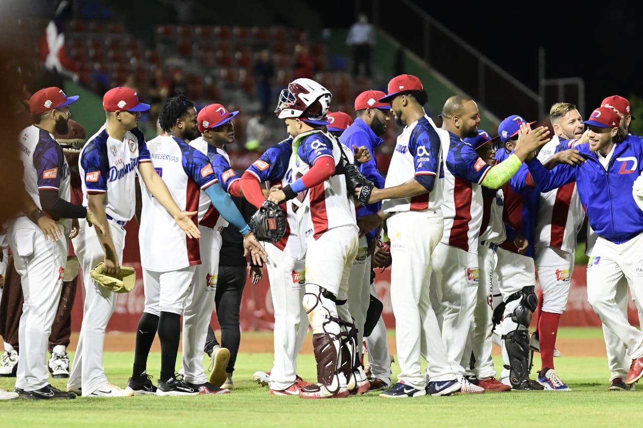 Dominicana triunfa y es el rival de Colombia en la final