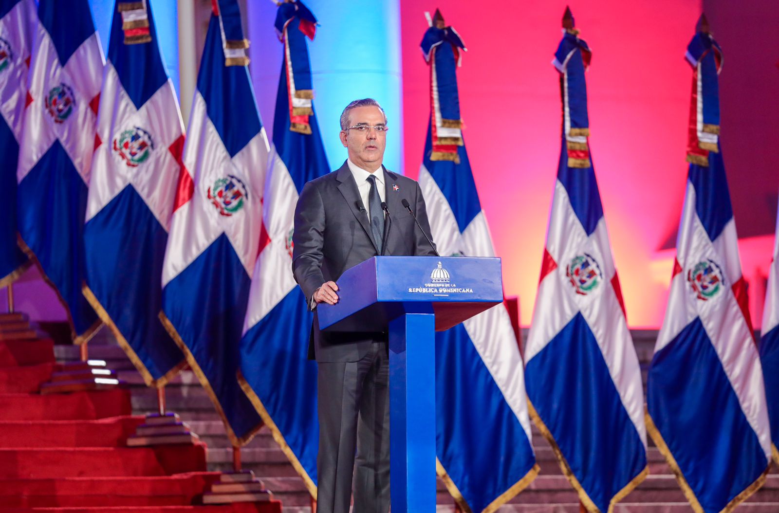 Oposición insatisfecha con discurso del presidente Abinader