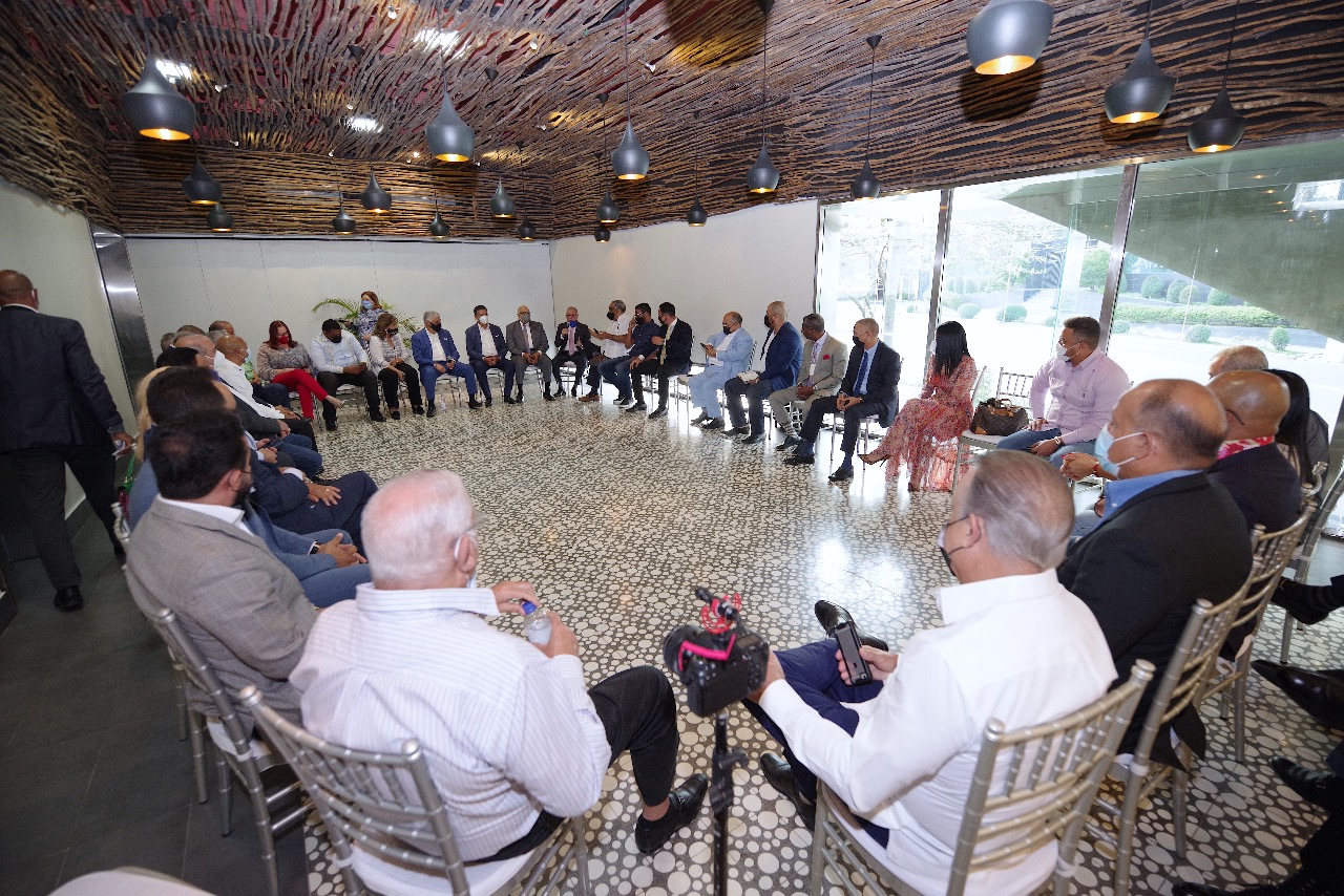 PRD conforma dirección del Sector Externo que le apoyará en elecciones