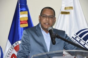 UASD e Interior y Policía capacitan servidores en asuntos migratorios