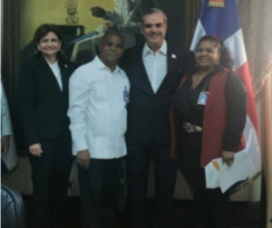Gremio de salud consensuan con presidente reivindicaciones para sector