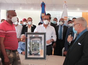 Comunitarios de Los Guandules de regocijo por nuevo parque