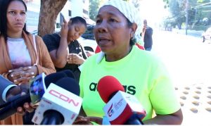 Familias de presos heridos en cárcel de SJM se oponen a traslados