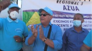 Técnicos de Educación protestan por cancelaciones en Azua 