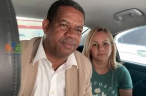 Abogado aclara no hay orden de arresto contra mujer amenazó taxista