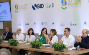Firman acuerdo para desarrollar “E-Delivery” en RD