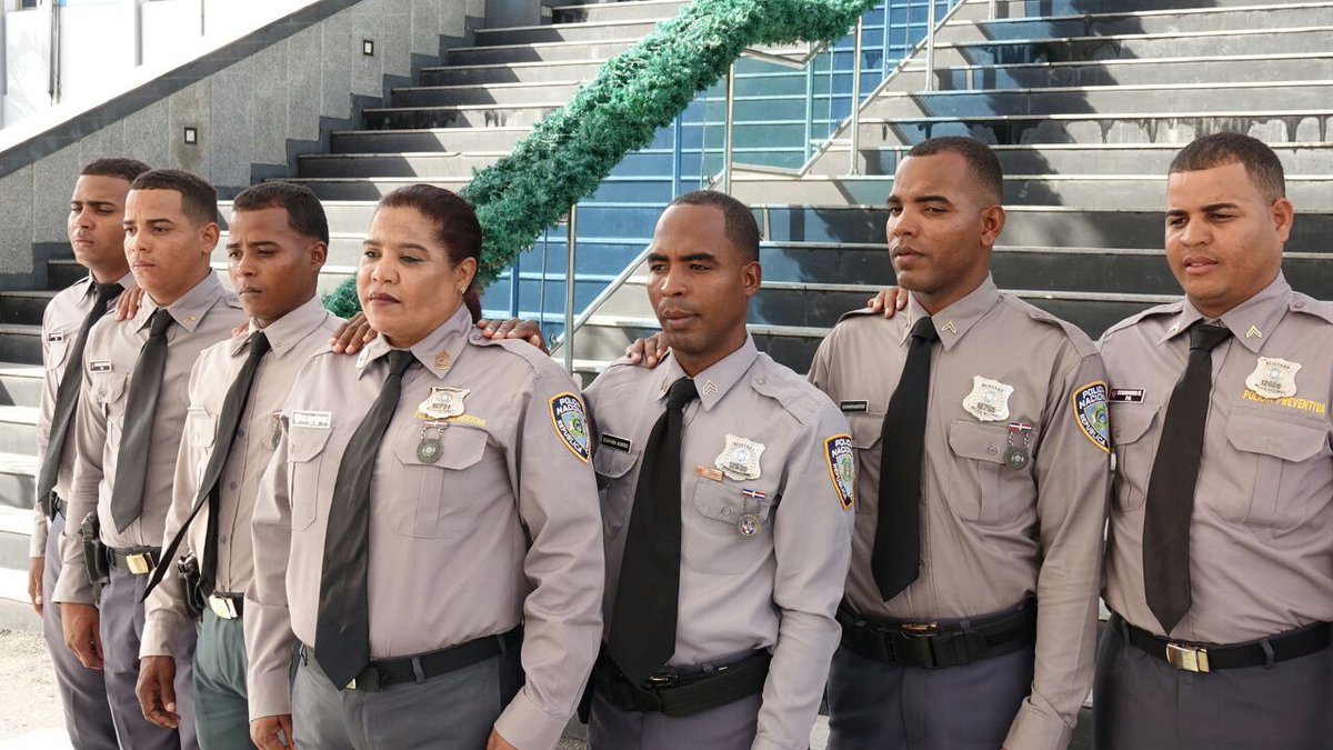 Fondos cooperativa de policías usados para terminar obras del gobierno, pero el dinero nunca volvió a sus verdaderos dueños