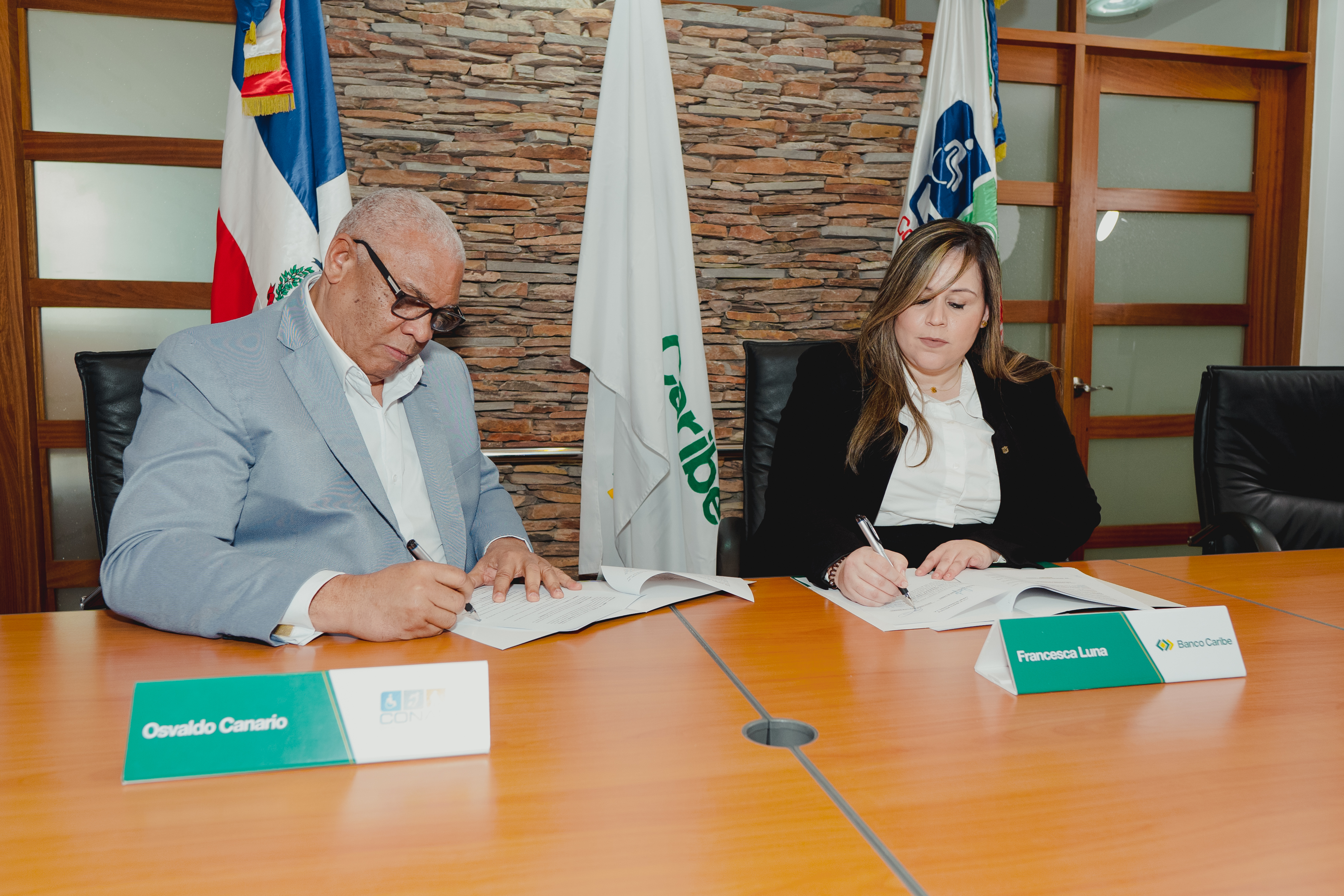 Crearán programas de inclusión financiera y laboral de discapacitados