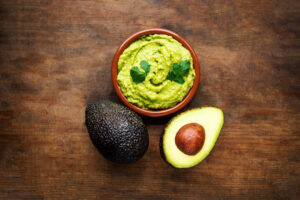 La ingesta de aguacate, asociada con un menor riesgo cardiovascular