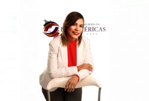 Experta dice: la economía tiene cara y mano de mujer