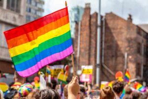 NY ofrece acoger los discriminados por el 
