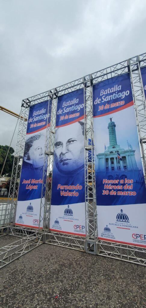 Nombre y rostros invertidos