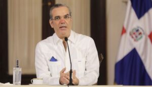 Abinader condena agresión contra Defensor del Pueblo y periodistas 