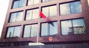 Embajada China pide tratar con objetividad muerte hombre en ferretería