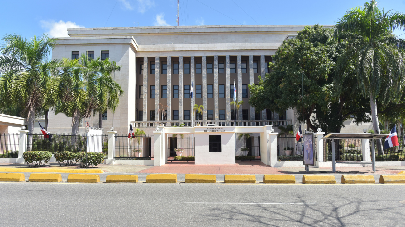 Minerd realizará evaluación de desempeño docente; ADP saluda la decisión