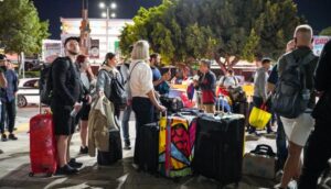 Comienza devolución de ucranianos en la frontera de EE.UU. con México