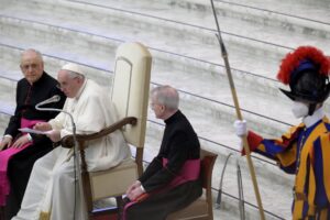 El papa critica la guerra en Ucrania porque destruye a todos