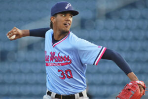 El prospecto dominicano Eury Pérez ponchó a 12 en Doble-A