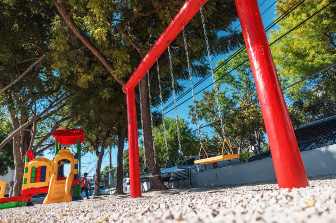 ADN entrega remozados parques en San Carlos y Brisas del Mar