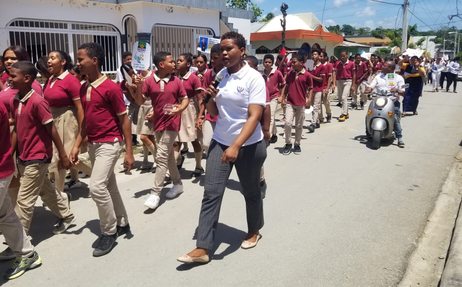Realizan marcha en El Factor por la “Prevención del Abuso Infantil”
