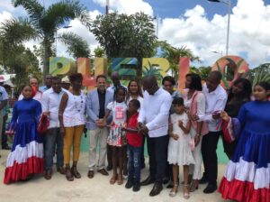 Inauguran el Parque Central de Pueblo Nuevo en Monte Plata