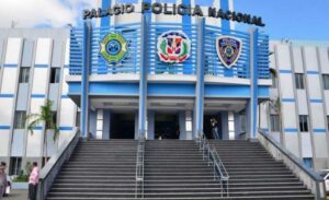  Policía apresa joven que atracaba taxistas en la Zona Oriental 